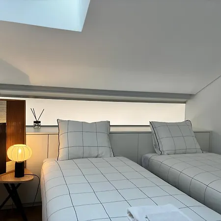 Ac, 2bedrooms Apt, Center 900m To Metro Lägenhet Oporto