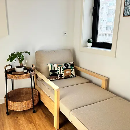 Ac, 2bedrooms Apt, Center 900m To Metro * Oporto