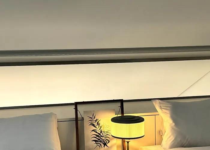 Ac, 2bedrooms Apt, Center 900m To Metro Oporto