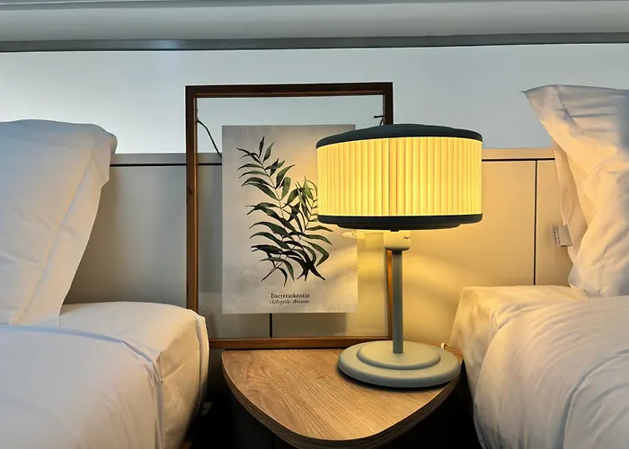 Ac, 2bedrooms Apt, Center 900m To Metro * Porto