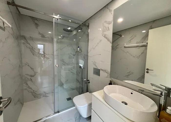 Ac, 2bedrooms Apt, Center 900m To Metro *